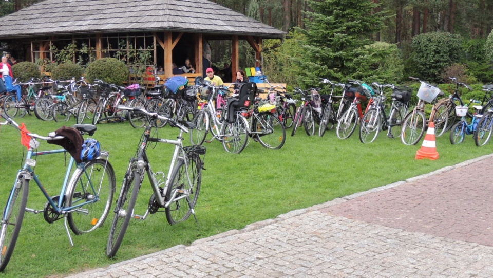 Akcję pod hasłem "Rozsądny rowerzysta" zainaugurowano 20 września w Sąsiecznie, w gminie Obrowo. Fot. Adriana Andrzejewska