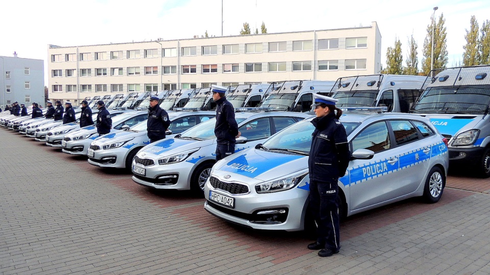 Uroczystość przekazania radiowozów odbyła się na placu Oddziału Policji Prewencji KWP w Bydgoszczy. Fot. Monika Siwak-Waloszewska