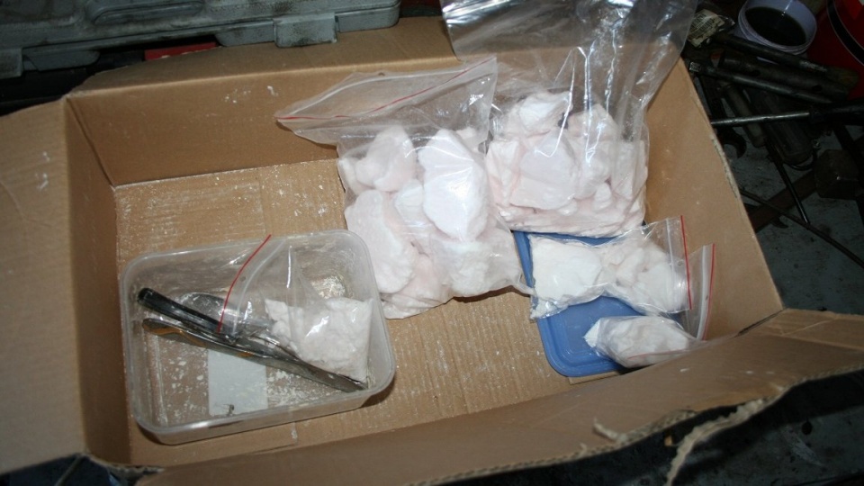 Włocławscy policjanci zabezpieczyli ponad 7 kg amfetaminy i sprzęt wykorzystywany do jej produkcji. Fot. Policja