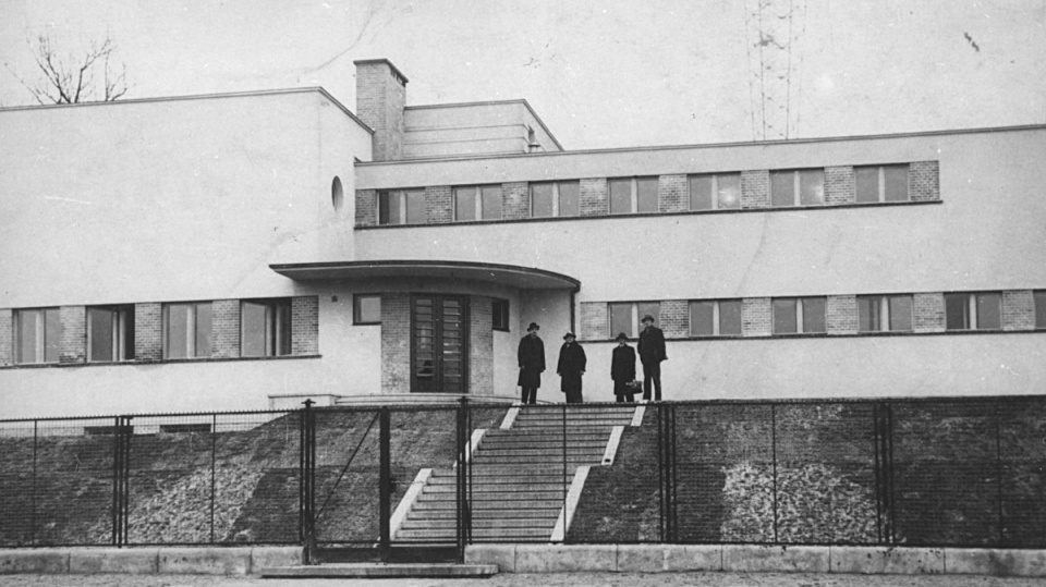 Budynek Rozgłośni Pomorskiej Polskiego Radia został zbudowany zgodnie z wymaganiami modernizmu. Fot. archiwum