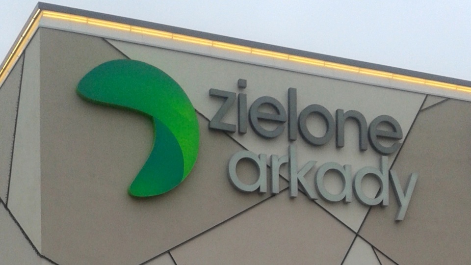 2 tysiące miejsc pracy, 200 sklepów, 1200 miejsc parkingowych - to w skrócie Zielone Arkady. Fot. Lech Przybyliński