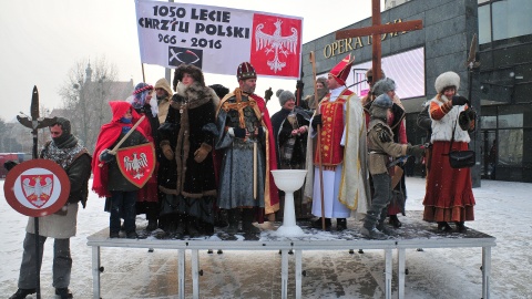 Bydgoski Orszak Trzech Króli wyruszył sprzed kościoła Św. Trójcy i przeszedł na Stary Rynek. Fot. I. Sanger