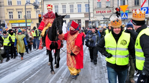 Bydgoski Orszak Trzech Króli wyruszył sprzed kościoła Św. Trójcy i przeszedł na Stary Rynek. Fot. I. Sanger