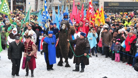 Bydgoski Orszak Trzech Króli wyruszył sprzed kościoła Św. Trójcy i przeszedł na Stary Rynek. Fot. I. Sanger