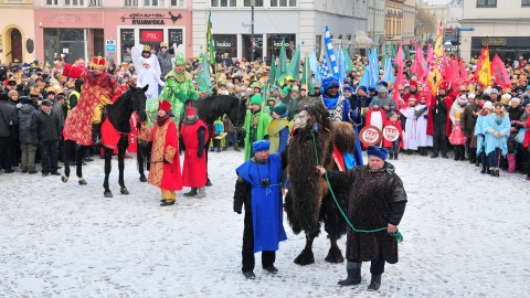 Bydgoski Orszak Trzech Króli wyruszył sprzed kościoła Św. Trójcy i przeszedł na Stary Rynek. Fot. I. Sanger