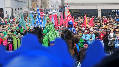 Bydgoski Orszak Trzech Króli wyruszył sprzed kościoła Św. Trójcy i przeszedł na Stary Rynek. Fot. I. Sanger