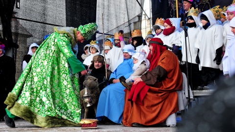 Bydgoski Orszak Trzech Króli wyruszył sprzed kościoła Św. Trójcy i przeszedł na Stary Rynek. Fot. I. Sanger