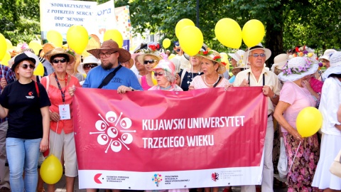 "Marszem Kapeluszowym", osoby w kategorii wiekowej "65+" już po raz ósmy manifestowały swoją obecność w społeczeństwie.