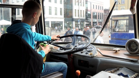 Wystawa autobusów na Starym Rynku w Bydgoszczy. Fot. Damian Klich