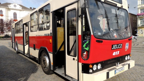 Wystawa autobusów na Starym Rynku w Bydgoszczy. Fot. Damian Klich