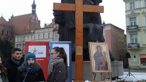 Symbole Światowych Dni Młodzieży wędrują po Diecezji Bydgoskiej