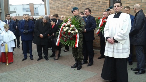 Obchody 6. rocznicy katastrofy smoleńskiej w Toruniu