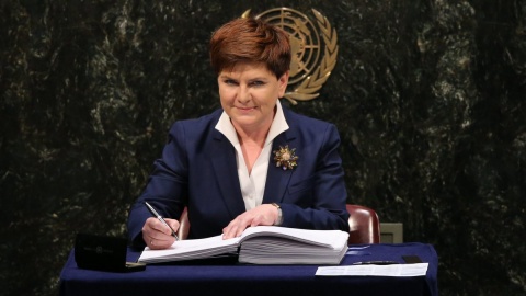 Premier Beata Szydło podpisała porozumienie klimatyczne