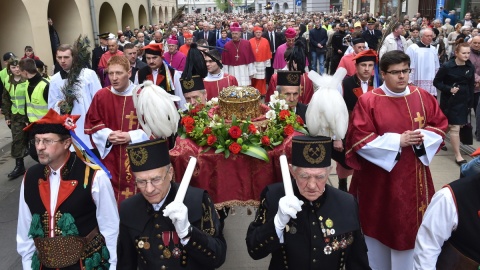 W Krakowie procesja ku czci św. Stanisława z udziałem premier i Episkopatu Polski