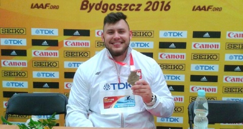 Rekord świata juniorów i złoty medal Bukowieckiego na MŚJ w Bydgoszczy