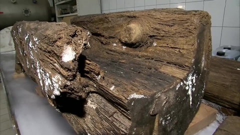 Archeolodzy z Torunia zrekonstruują X-wieczną łódź [wideo]
