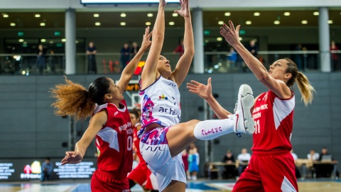 Basket Liga Kobiet - Artego minimalnie słabsze od mistrzyń Polski. Triumf Energii