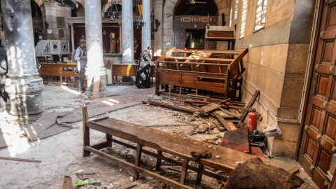 EgiptCo najmniej 20 osób zginęło w wybuchu przed katedrą koptyjską w Kairze