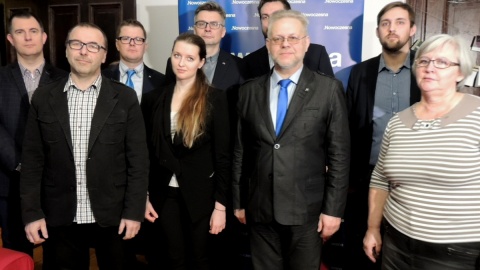 Protest środowisk opozycyjnych w Toruniu