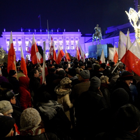 Demonstracja Klubów Gazety Polskiej pod hasłem W obronie demokracji