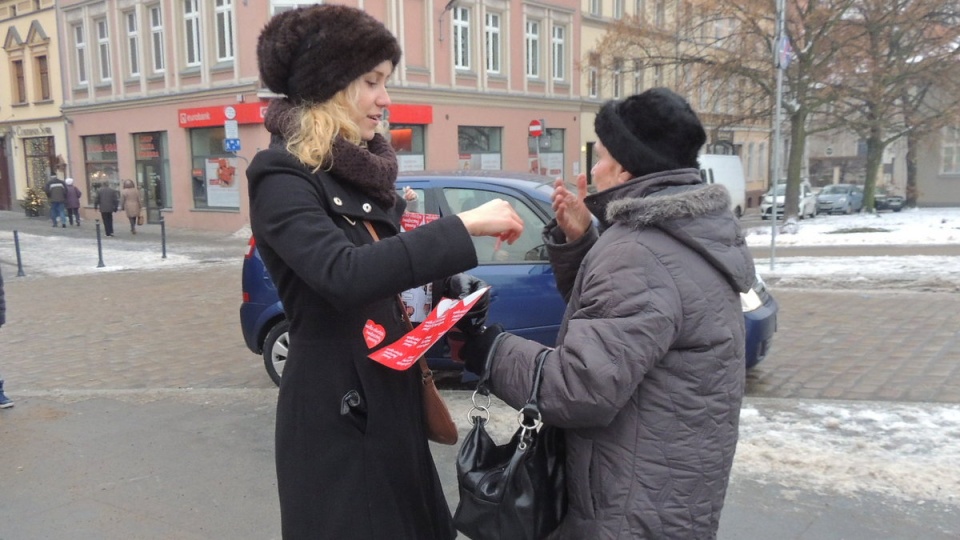 Wolontariuszka WOŚP w Bydgoszczy. Fot. Agata Polcyn