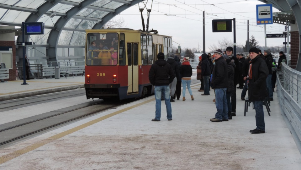 Części bydgoszczan korzystających z komunikacji miejskiej nie podobają się zmiany dokonane po uruchomieniu połączenia tramwajowego do Fordonu. Fot. Lech Przybyliński