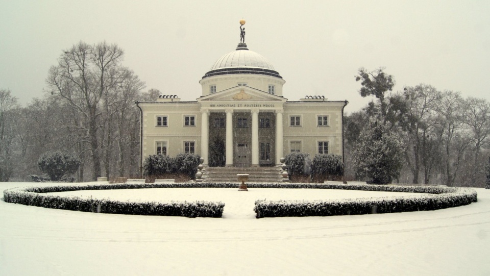 Zespół Pałacowo - Parkowy w Lubostroniu zgodnie z decyzją Sądu Administracyjnego powróci do spadkobierców rodu Skórzewskich. Fot. Henryk Żyłkowski