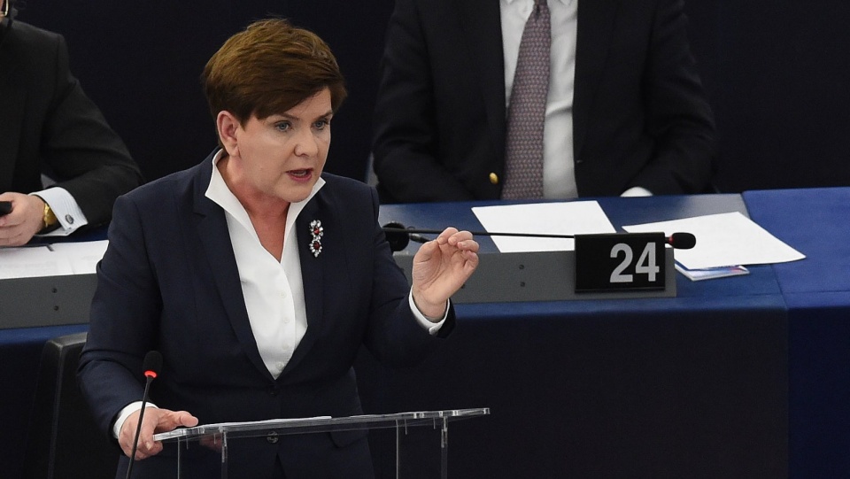 Premier Beata Szydło podczas debaty o sytuacji w Polsce. Fot. PAP/Radek Pietruszka