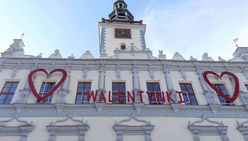 Jarmark, zwiedzanie zabytków, pokazy i wystawy - świętowanie walentynek w Chełmnie. Fot. Marcin Doliński