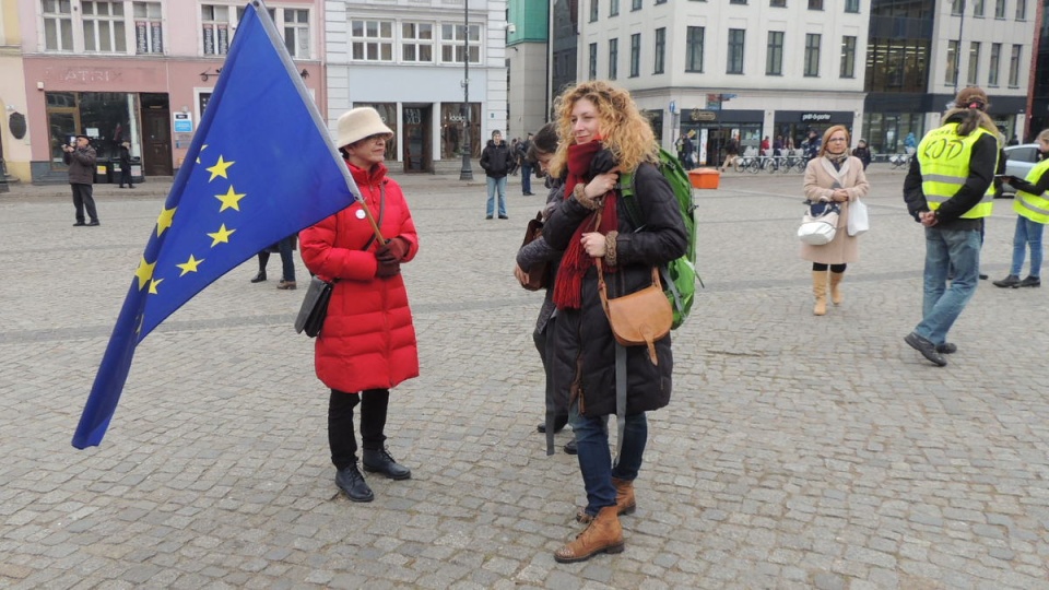 Konna manifestacja na bydgoskim Starym Rynku. Fot. Damian Klich