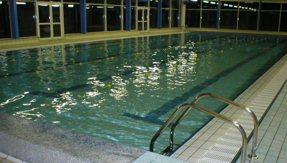 Do udziału w nocnym maratonie pływackim można się jeszcze zapisać osobiście na jednym z basenów angażujących się w "Otyliadę". Fot. freeimages.com