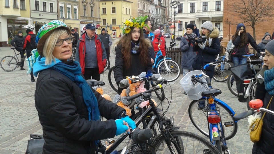 Toruńscy rowerzyści poczuli wiosnę i rozpoczęli sezon. Fot. Michał Zaręba