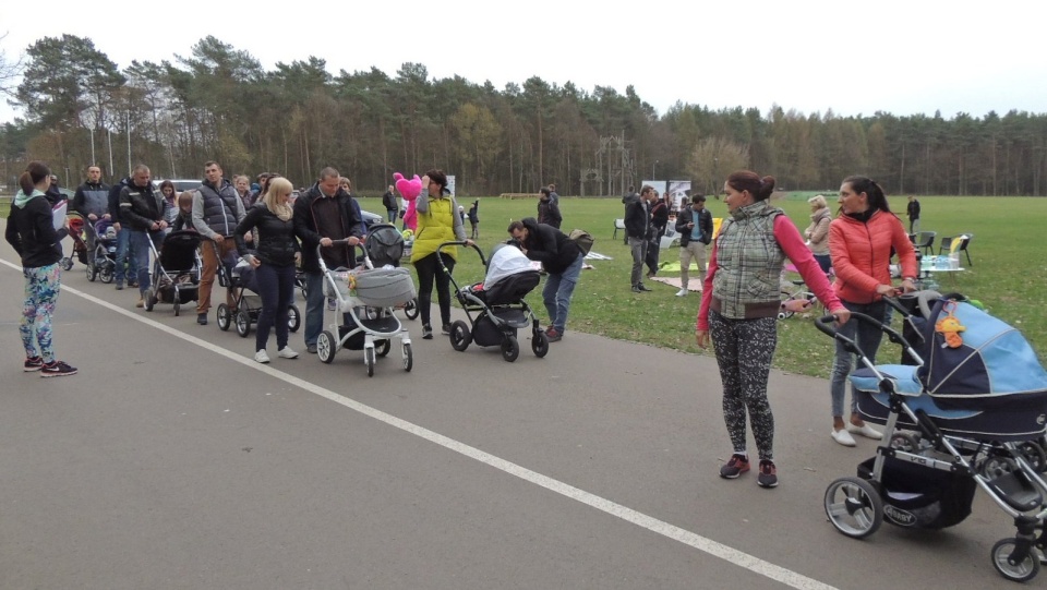 Chodzi przede wszystkim o integrację i zabawę na świeżym powietrzu - mówią organizatorzy wyścigu wózków. Fot. Damian Klich