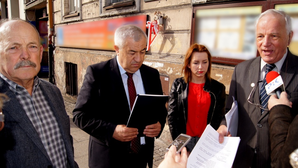 Pomysłodawcami inicjatywy są: senator Jan Rulewski (P), były minister rolnictwa Wojciech Mojzesowicz (C) oraz Telesfor Horodecki (L). Fot. Henryk Żyłkowski