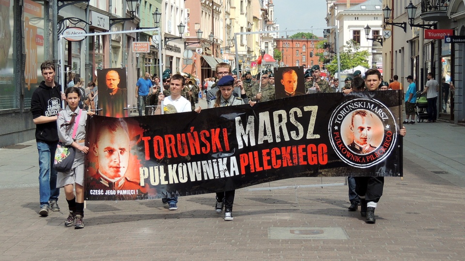 Toruński Marsz Pułkownika Pileckiego zorganizowano już po raz szósty. Fot. Michał Zaręba