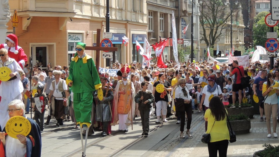 Uczestnicy marszu przeszli ulicami Bydgoszczy. Fot. Damian Klich