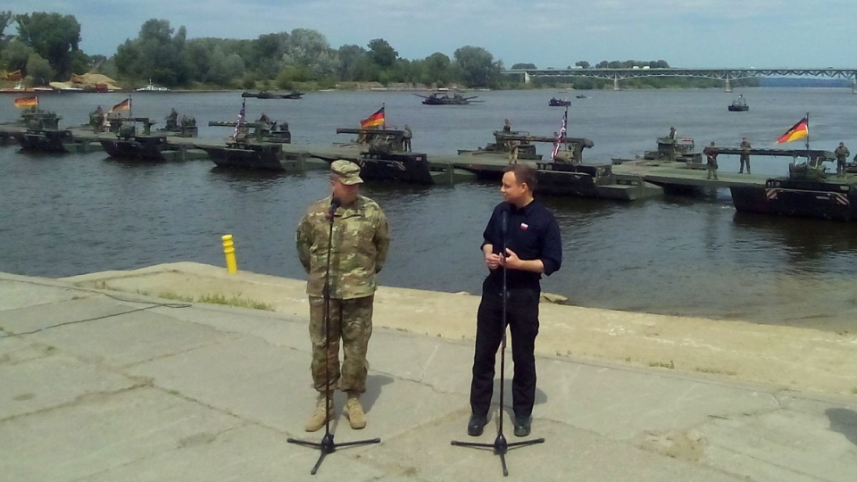 Na miejscu działań wojskowych Anakonda 16 w Chełmnie, pojawił się prezydent RP - Andrzej Duda. Fot. Marcin Doliński