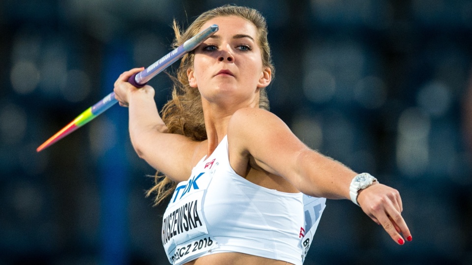 laudia Maruszewska podczas finału konkursu rzutu oszczepem, w trakcie 16. lekkoatletycznych mistrzostw świata juniorów w Bydgoszczy, 20 bm. Polka dzięki rzutowi na odległość 57,59 m w pierwszej kolejce zdobyła złoty medal. Fot. PAP/Tytus Żmijewski