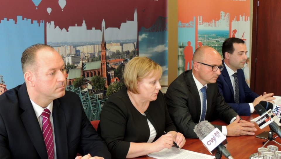 Włocławski Ratusz oferuje odpracowanie długów mieszkaniowych. Fot. Marek Ledwosiński