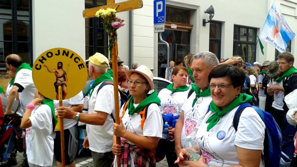 Cała pielgrzymka diecezji toruńskiej liczy prawie tysiąc osób. Fot. Michał Zaręba