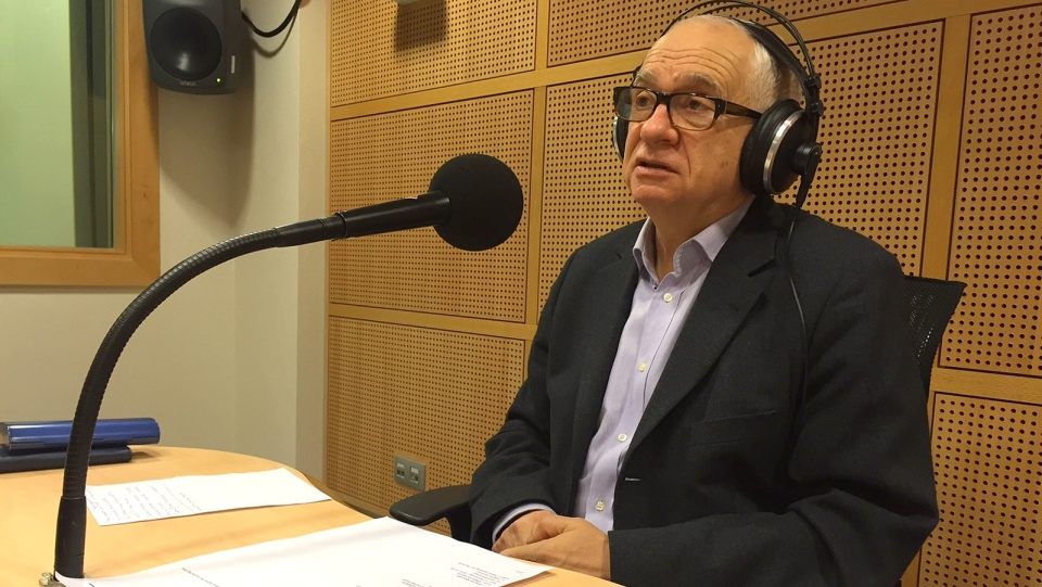 Janusz Zemke w studiu Parlamentu Europejskiego w Brukseli. Fot. Archiwum