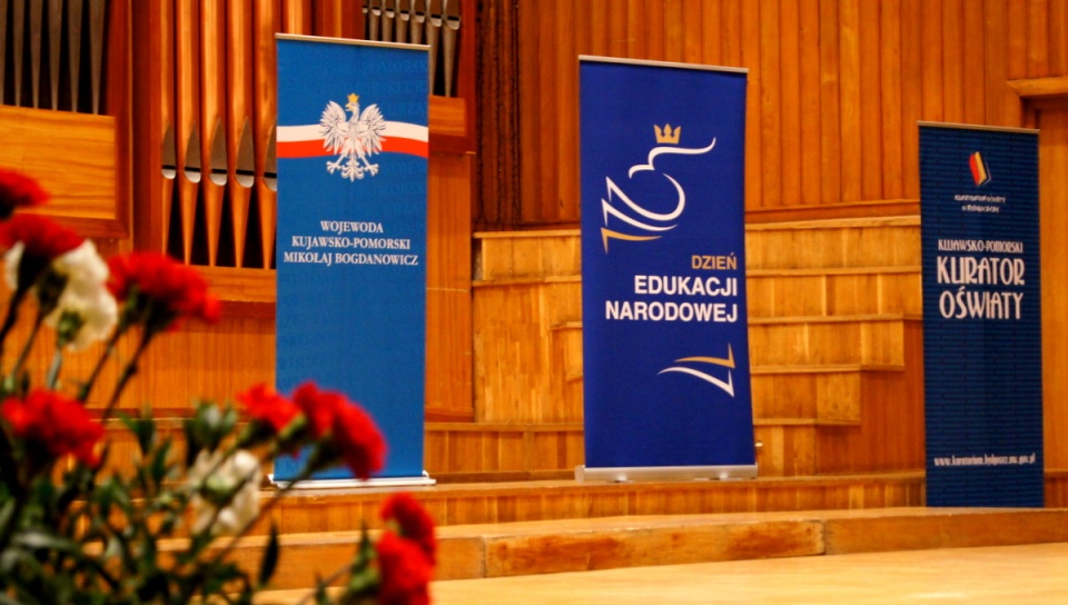 7 października w Filharmonii Pomorskiej nagrody odebrało 273 bydgoskich pedagogów. Fot. Henryk Żyłkowski