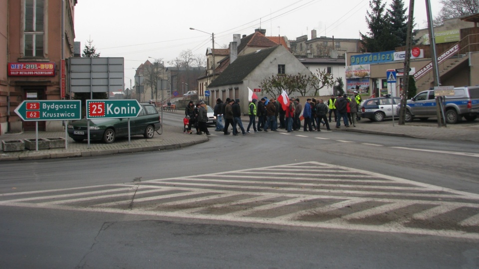 Protestujący żądają budowy obwodnicy. Fot. Kamila Zroślak