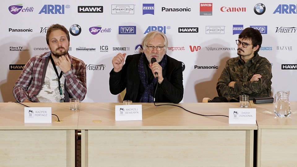 Od lewej: Kacper Fertacz, Andrzej Seweryn i Dawid Ogrodnik. Fot. Piotr Walczak