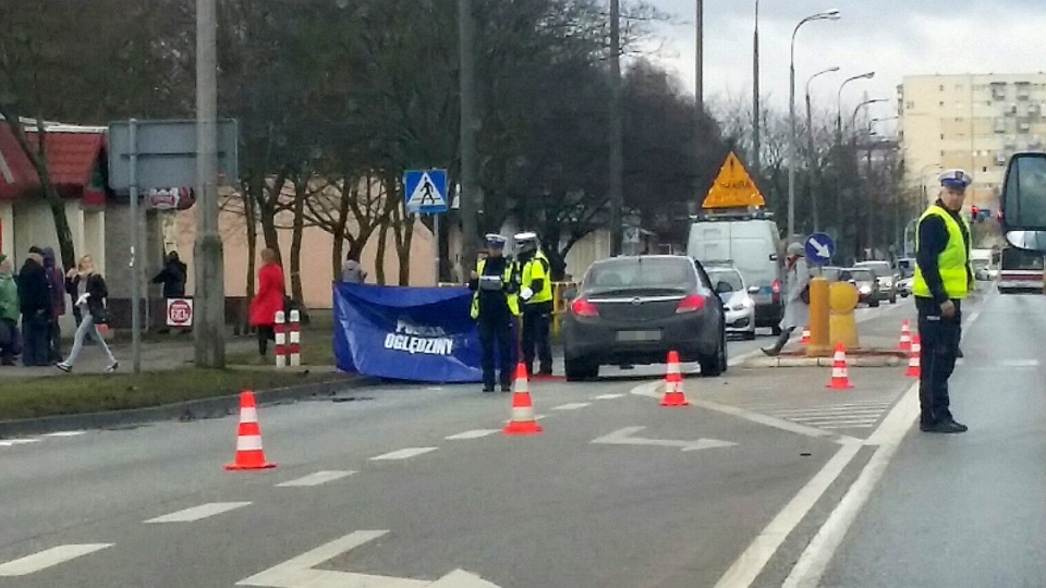 Na przejściu dla pieszych przy ul. Skłodowskiej-Curie w Bydgoszczy zginęła 84-letnia kobieta. Fot. Joanna Górska