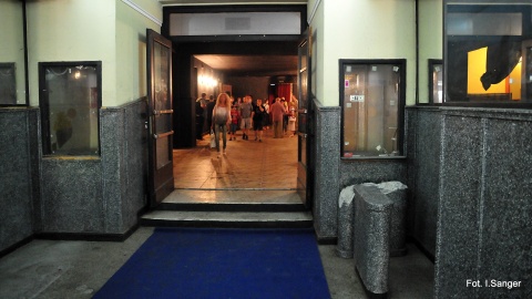 1-DSC 1Ostatni seans w tym znanym bydgoskim kinie odbył się w 2003 r.