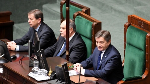 Sejm wznowił obrady marszałek ogłosił przerwę w posiedzeniu do 25 stycznia