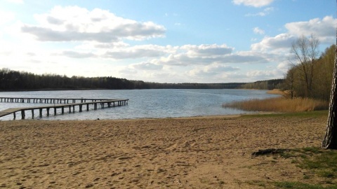 Jezioro Kamionkowskie wciąż objęte zakazem kąpieli