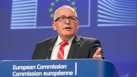 Timmermans: podpisana ustawa uzasadnia procedurę o naruszenie praworządności