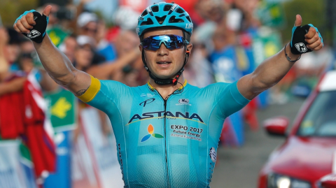 Vuelta a Espana 2017 - zwycięstwo Łucenki, Froome nadal na czele